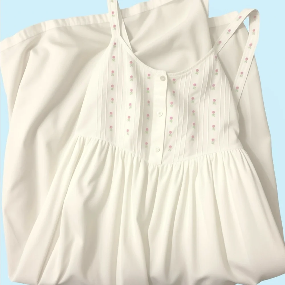 Vintage White Pink Flowers Floral Laura Ashley Nightgown size small - Picture 3 of 6